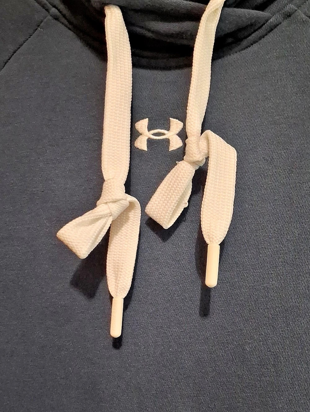 Under Armour Men's Hoodie Blue Size Medium Like New - Picture 4 of 4